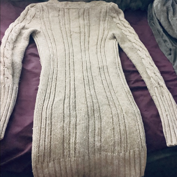 Sweater - Picture 2 of 4